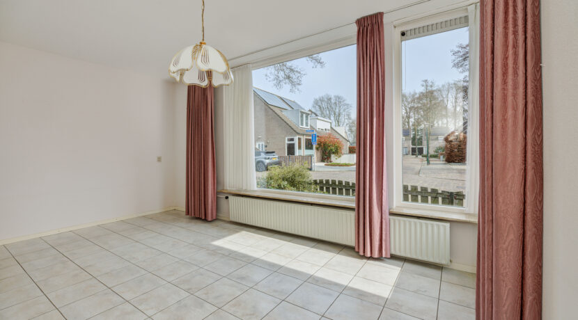 Klokbeker 40, Heesch-17