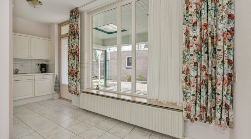 Klokbeker 40, Heesch-19