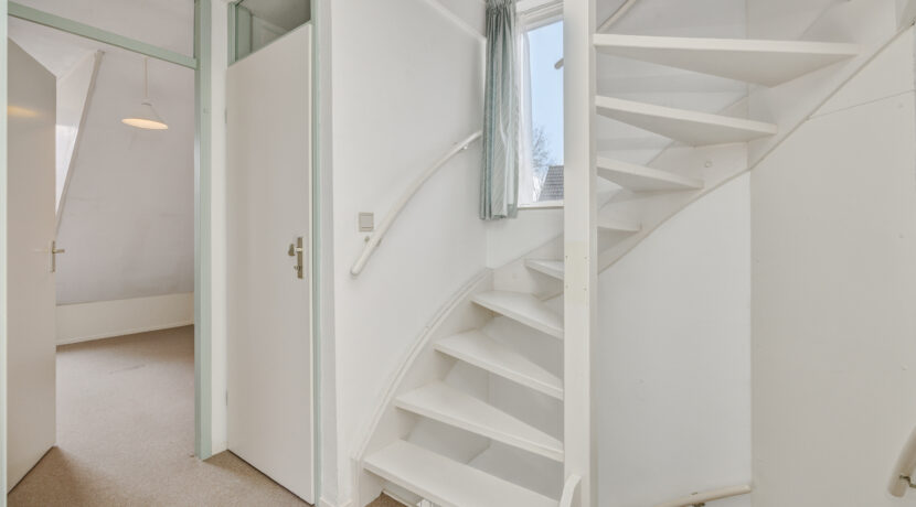 Klokbeker 40, Heesch-25