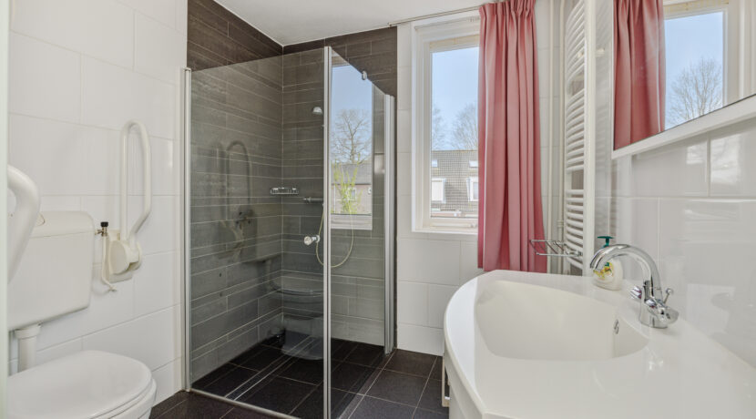 Klokbeker 40, Heesch-26