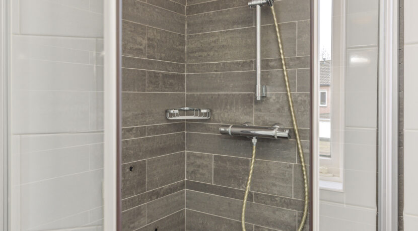 Klokbeker 40, Heesch-27