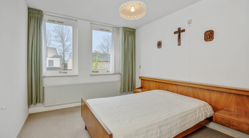 Klokbeker 40, Heesch-30