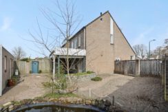 Klokbeker 40, Heesch-38