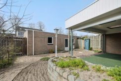 Klokbeker 40, Heesch-40