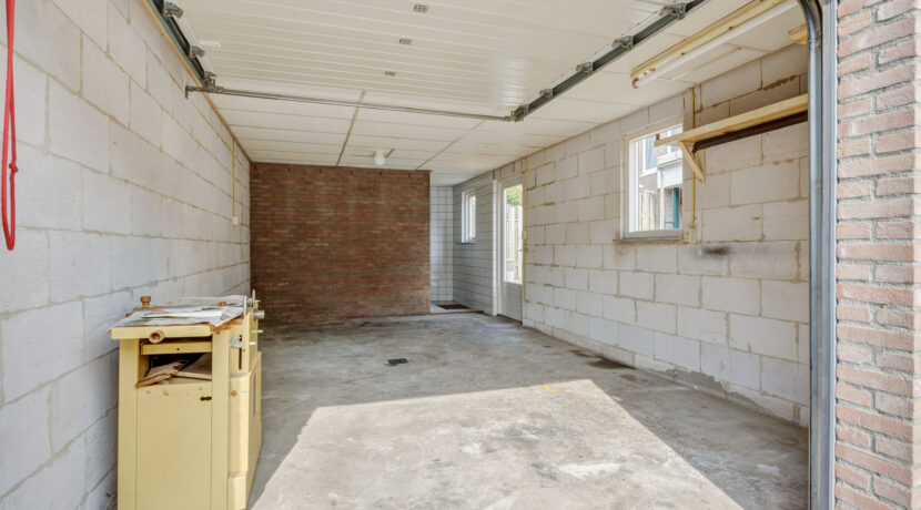 Klokbeker 40, Heesch-43