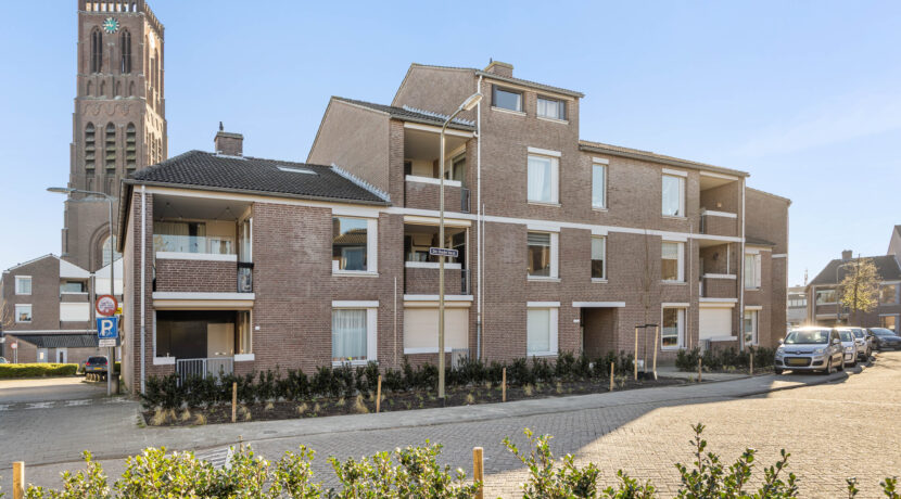 Nieuw - De Oude Vest 37, Oss-02