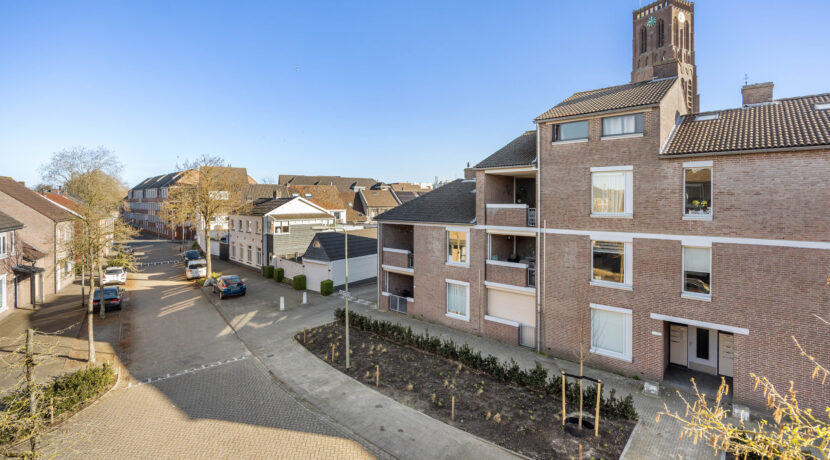 Nieuw - De Oude Vest 37, Oss-05