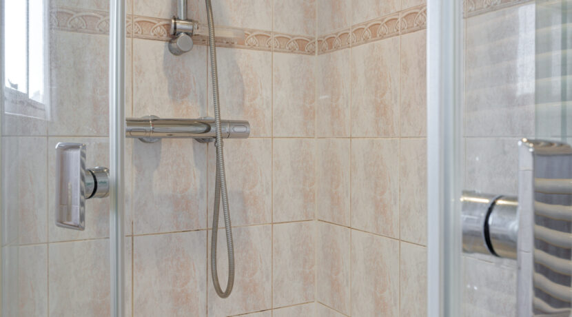 Bachlaan 28, Heesch-22