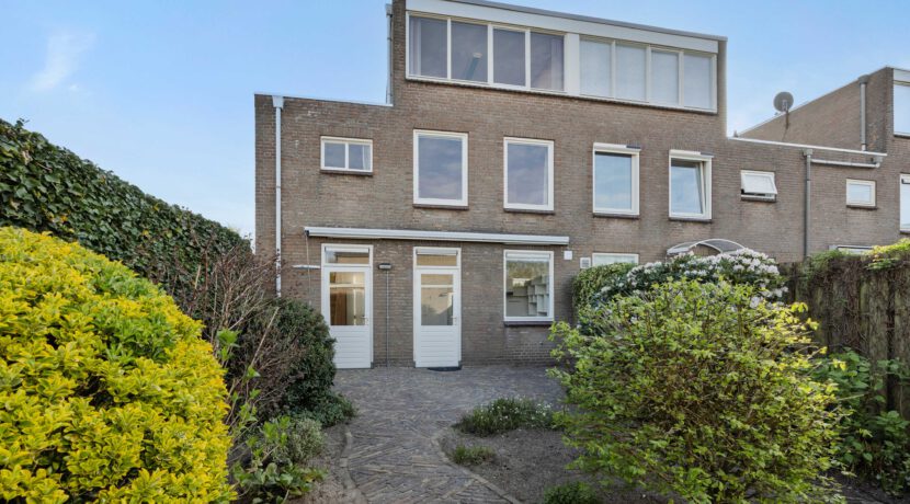 Bachlaan 28, Heesch-36