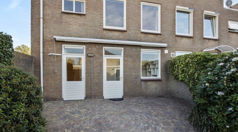 Bachlaan 28, Heesch-38