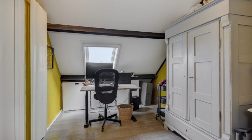 De Knolraap 37, Heesch-37