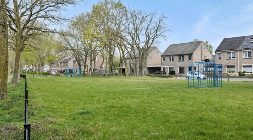 De Knolraap 37, Heesch-48