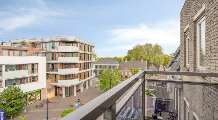 tDorp895384mbHeesch-33