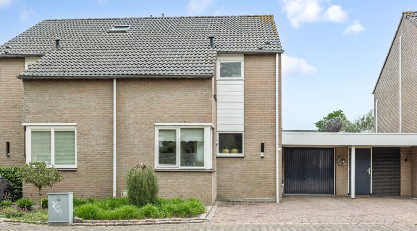 Burgemeester van Hulstlaan 12, Heesch-04