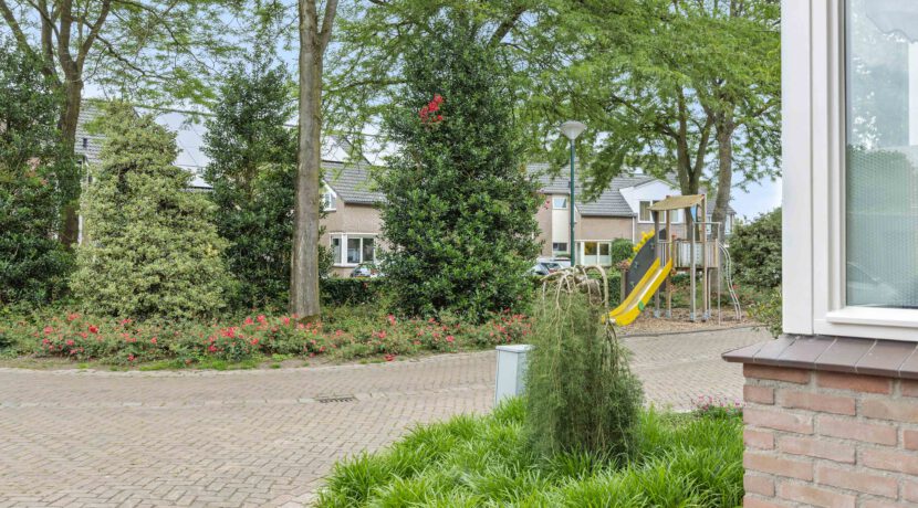 Burgemeester van Hulstlaan 12, Heesch-10