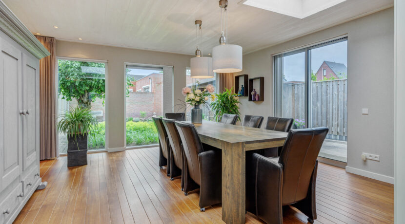 Burgemeester van Hulstlaan 12, Heesch-18