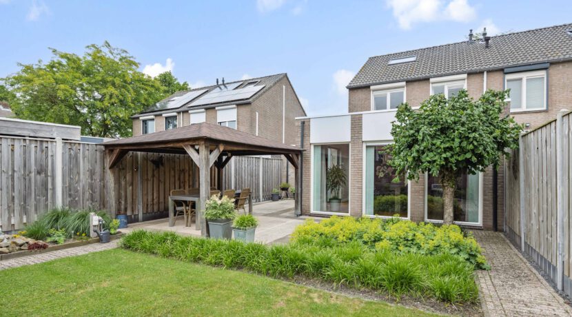 Burgemeester van Hulstlaan 12, Heesch-46