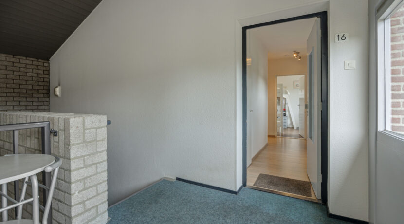 Sint Sebastiaanstraat 16, Oss-12